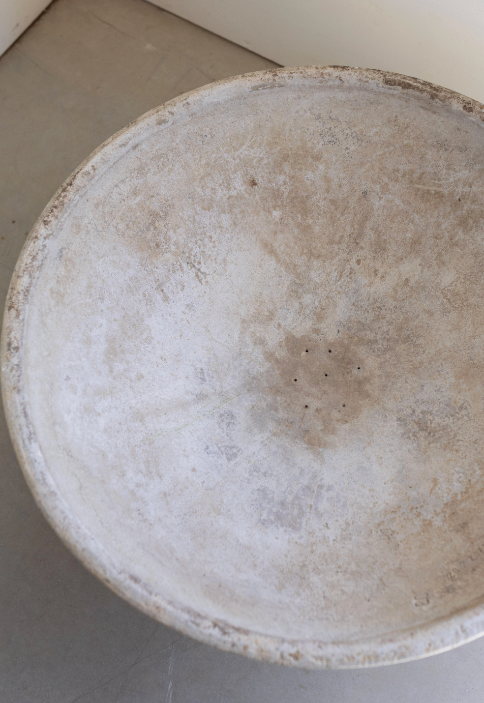 Pair of Willy Guhl Mid-Century Modern Concrete Saucer Planters