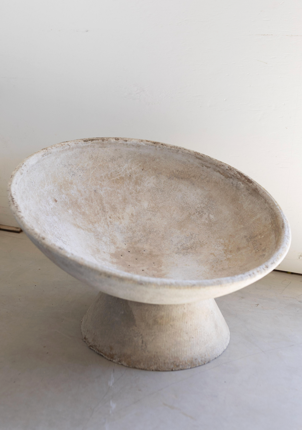 Pair of Willy Guhl Mid-Century Modern Concrete Saucer Planters