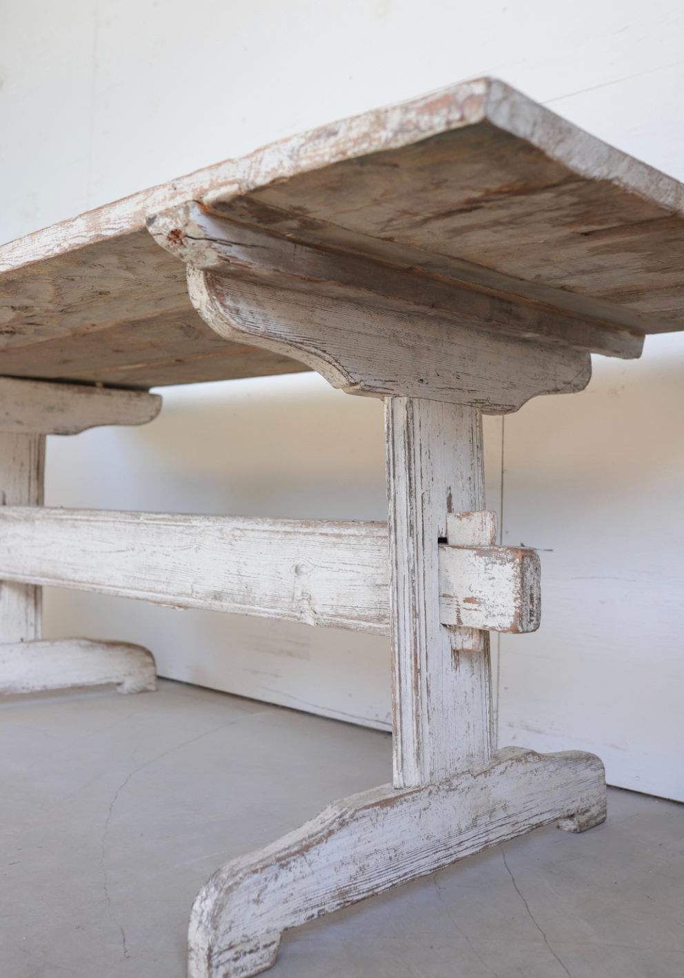 18th c. Swedish Nordic Pine Stretcher Table