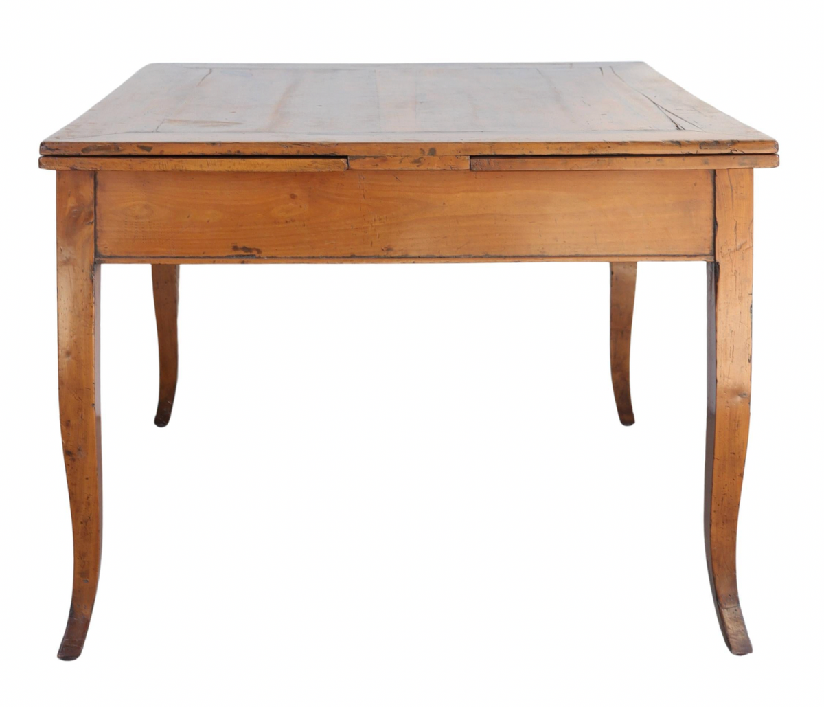 18th Century Venetian Cherrywood Square Table with Two Leaves