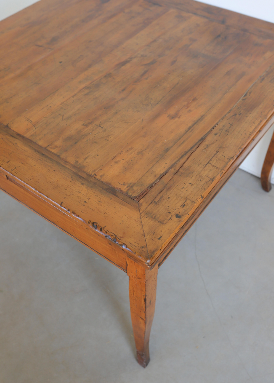 18th Century Venetian Cherrywood Square Table with Two Leaves